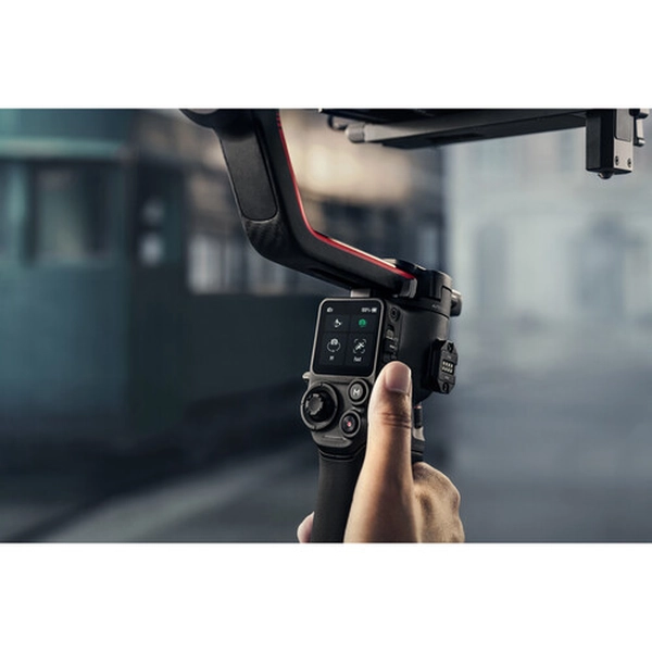 DJI RS3 Pro Combo Gimbal Stabilizer - Image 11