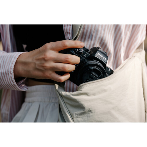 Nikon Z50 II Mirrorless Camera with 16-50mm & 50-250mm Lenses 15 Nikon Z50 II Mirrorless Camera with 16-50mm & 50-250mm Lenses - Image 15