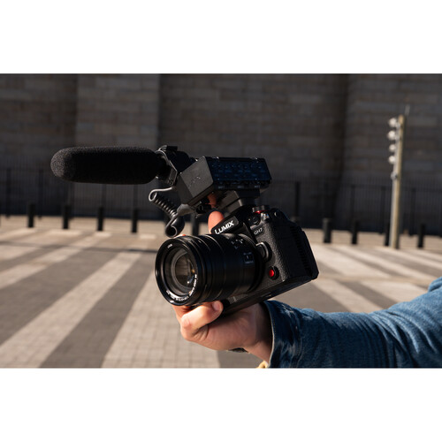 Panasonic Lumix GH7 Mirrorless Camera with 12-60mm f/2.8-4 Lens - Image 10