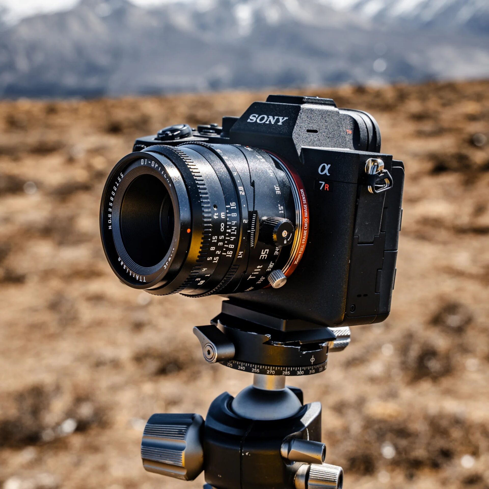 TTArtisan 35mm f/1.4 Tilt Lens / APS-C - Image 4