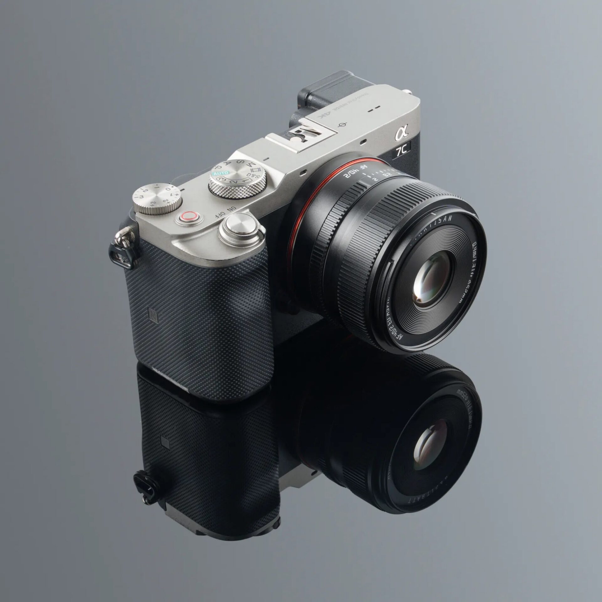 TTArtisan AF 40mm f/2.0 Lens / Full Frame - Image 3