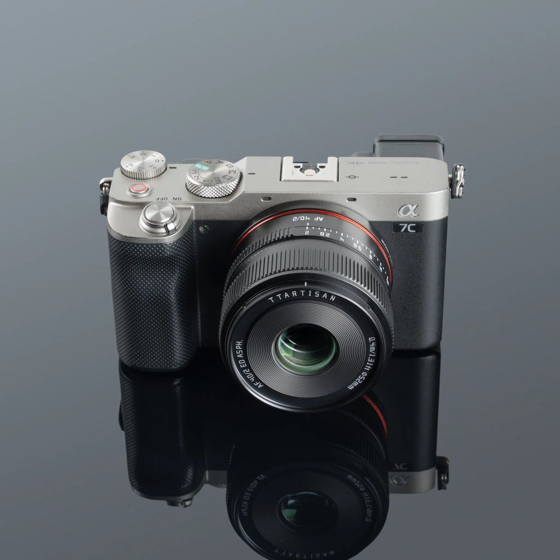 TTArtisan AF 40mm f/2.0 Lens / Full Frame - Image 4